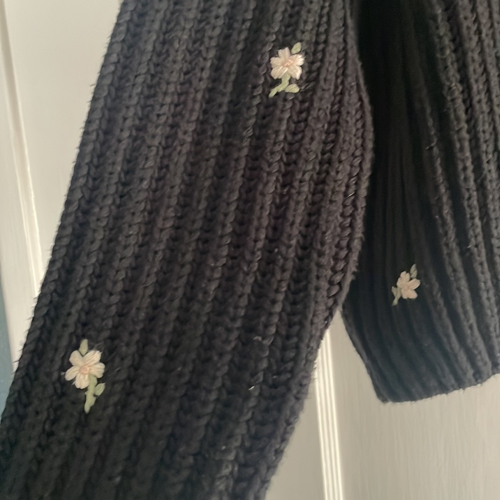 The GREAT. Floral Embroidered Cropped Cardigan - Picture 5 of 8